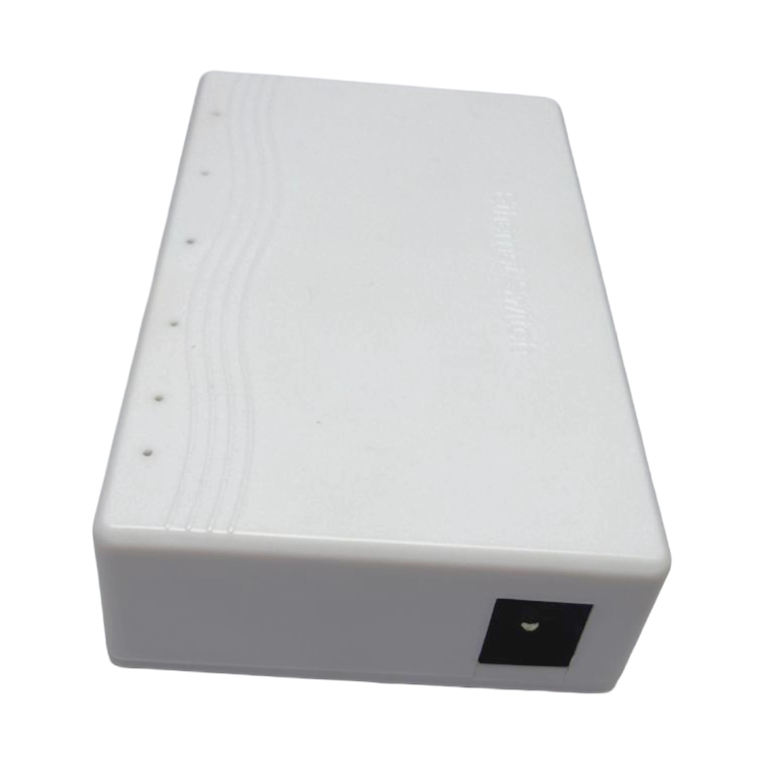 4 Port Desktop Switch - Image 2